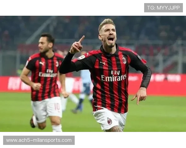 AC米兰直塞渗透节奏明显加快撕开中路空档