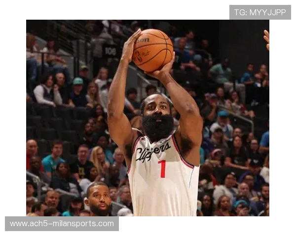 哈登单节爆砍20分！又把体系打断了